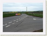 P1040070 * Hm?  Shall I follow this diversion or not? * 2560 x 1920 * (2.81MB)