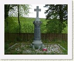 P1040682 * Lintrathen War Memorial * 1440 x 1920 * (1.1MB)